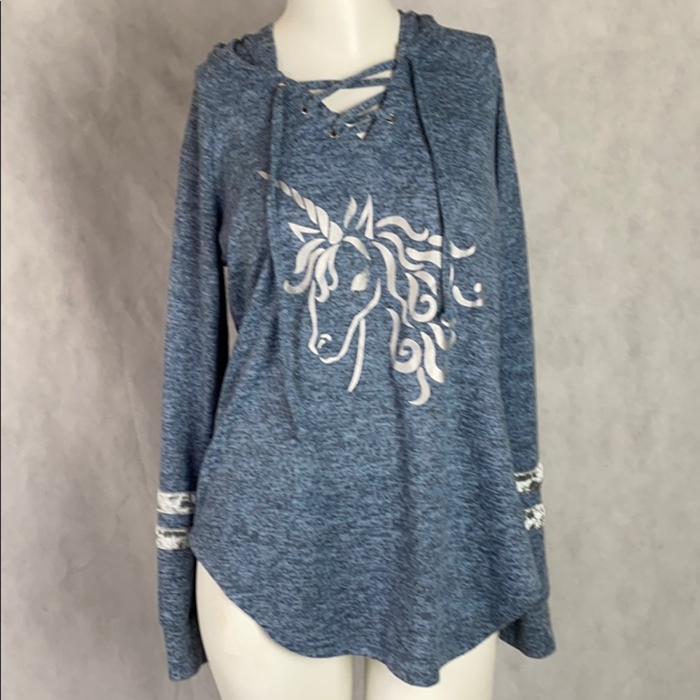 Unicorn top